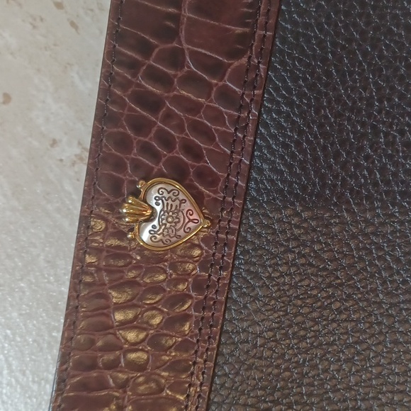 Classy Brighton Black/Brown Crossbody Purse - Picture 2 of 10